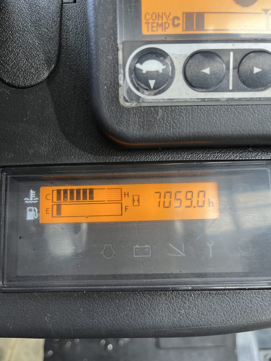 Used Toyota 2.5 Tonne Forklift - Image 12