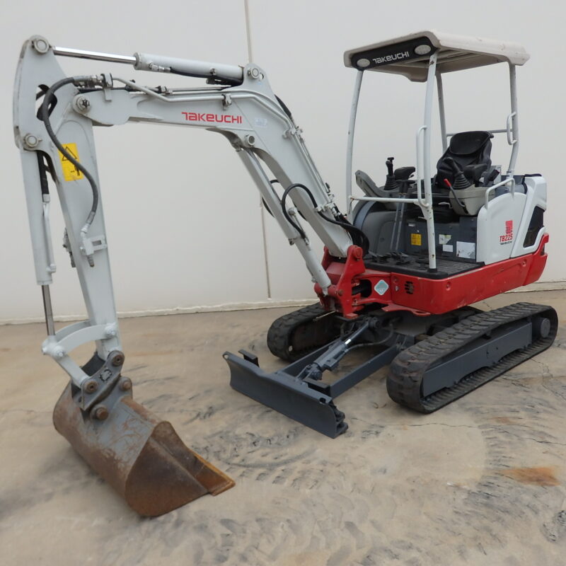 Takeuchi TB225 Excavator