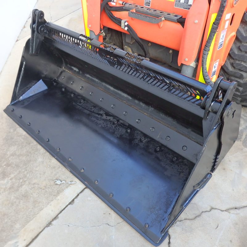 Kubota SSV75 Skid Steer Loader - Image 6