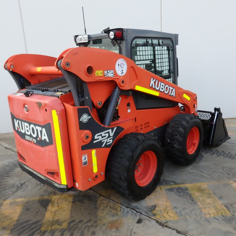 Kubota SSV75 Skid Steer Loader - Image 3