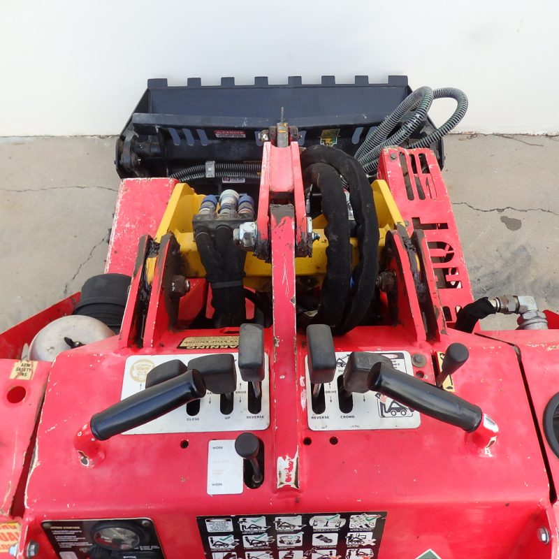 Kanga DA625 Mini Loader - Image 8