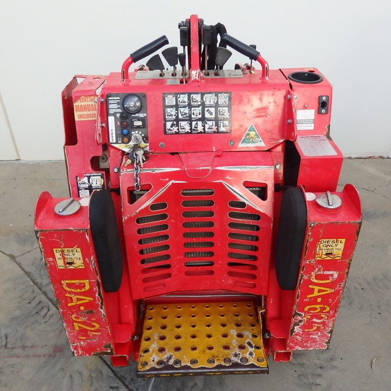 Kanga DA625 Mini Loader - Image 6