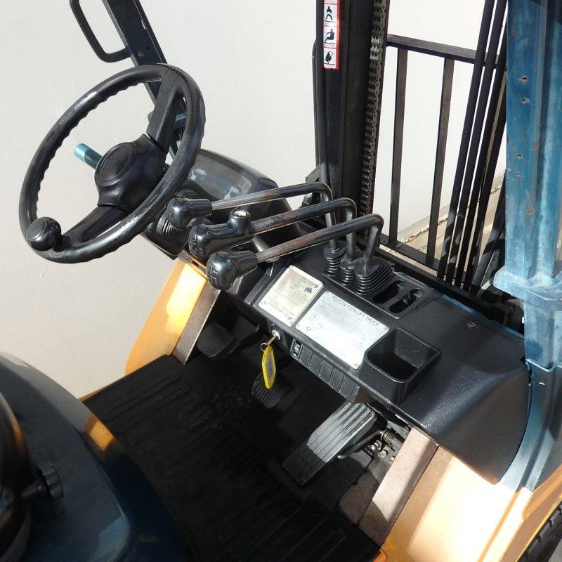 Used Toyota 2.5t Compact Forklift - Image 7
