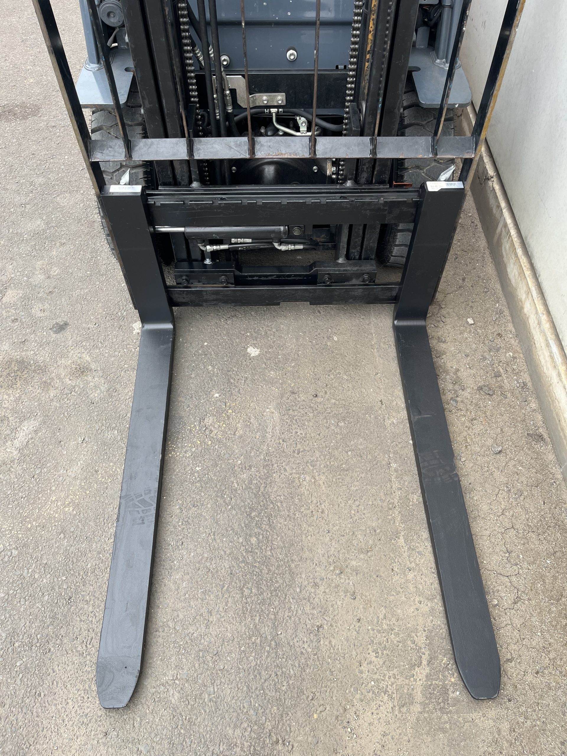 Used 1.8 Tonne LPG Forklift - Image 11