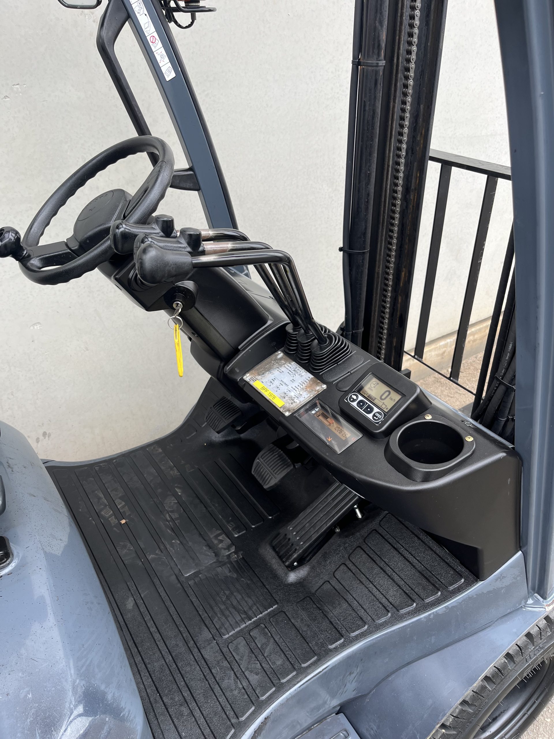 Used 1.8 Tonne LPG Forklift - Image 5