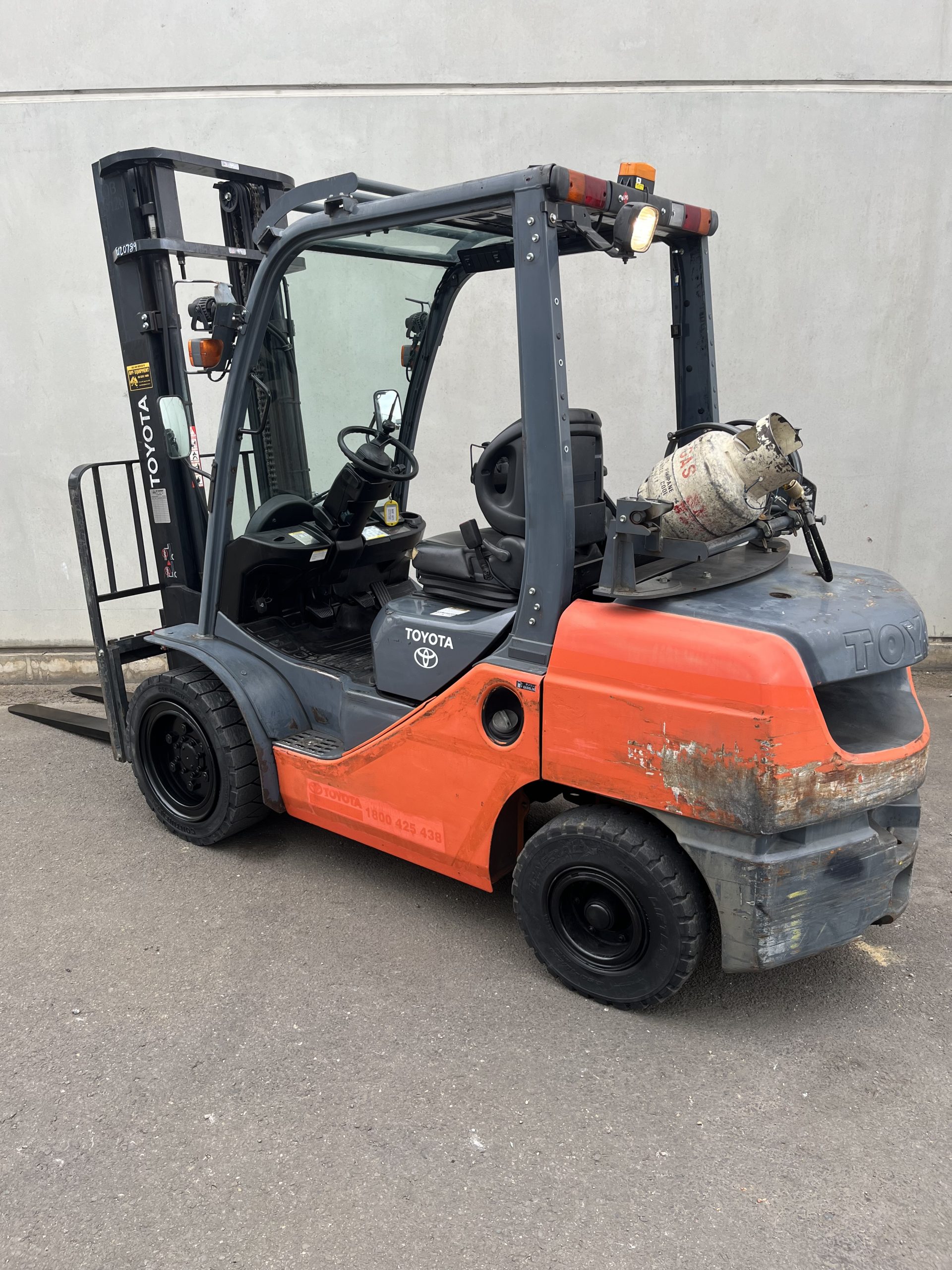 Used 3.5 Tonne Forklift - Image 3