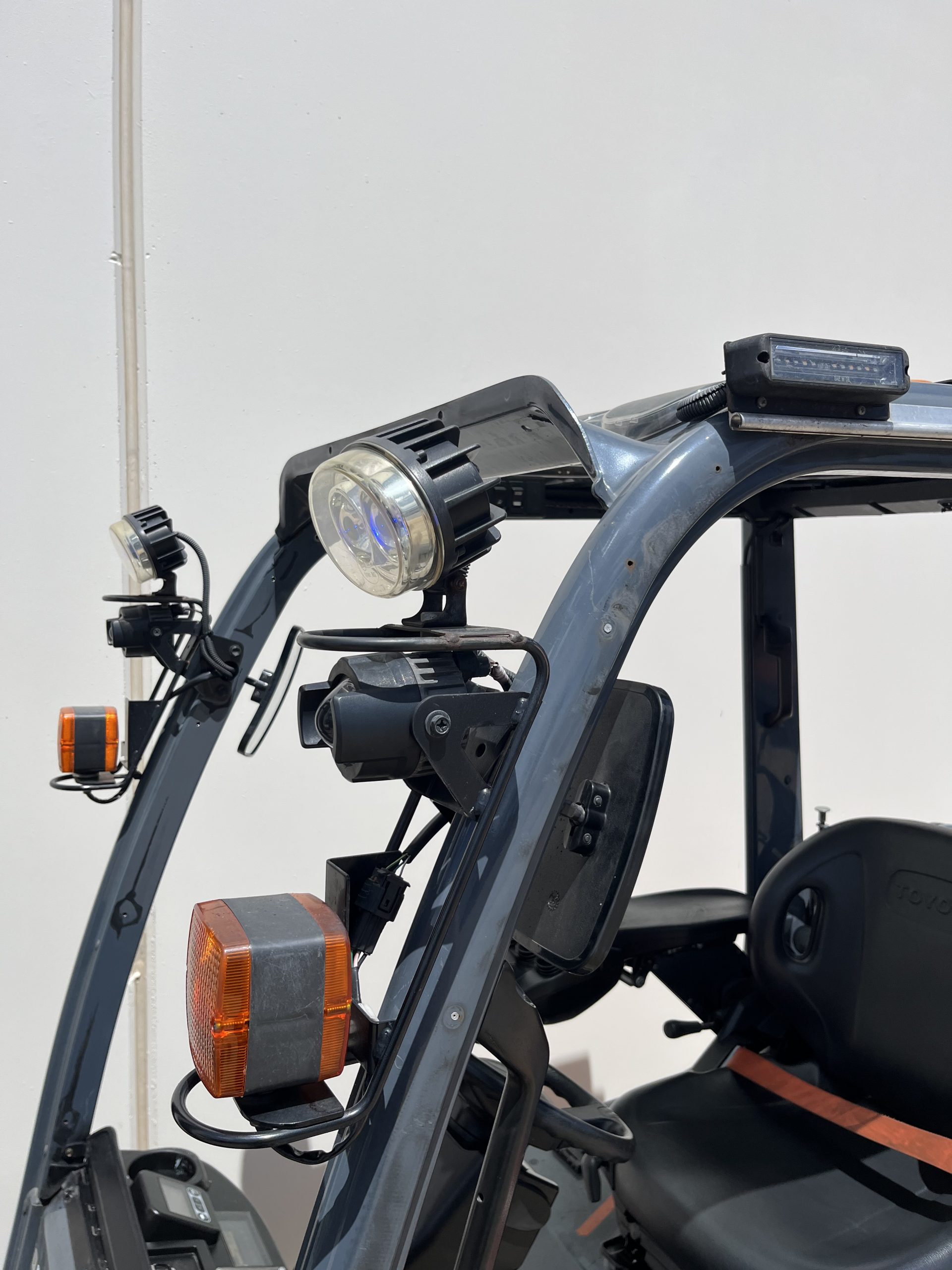 Used Toyota 2.5 Tonne Forklift - Image 10