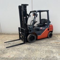 Used Toyota 2.5 Tonne Forklift