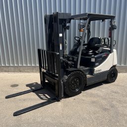 Used Crown 2.5 Tonne Forklift