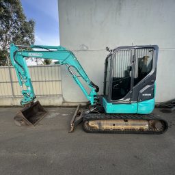 Used Kobelco 5.5 Tonne Excavator