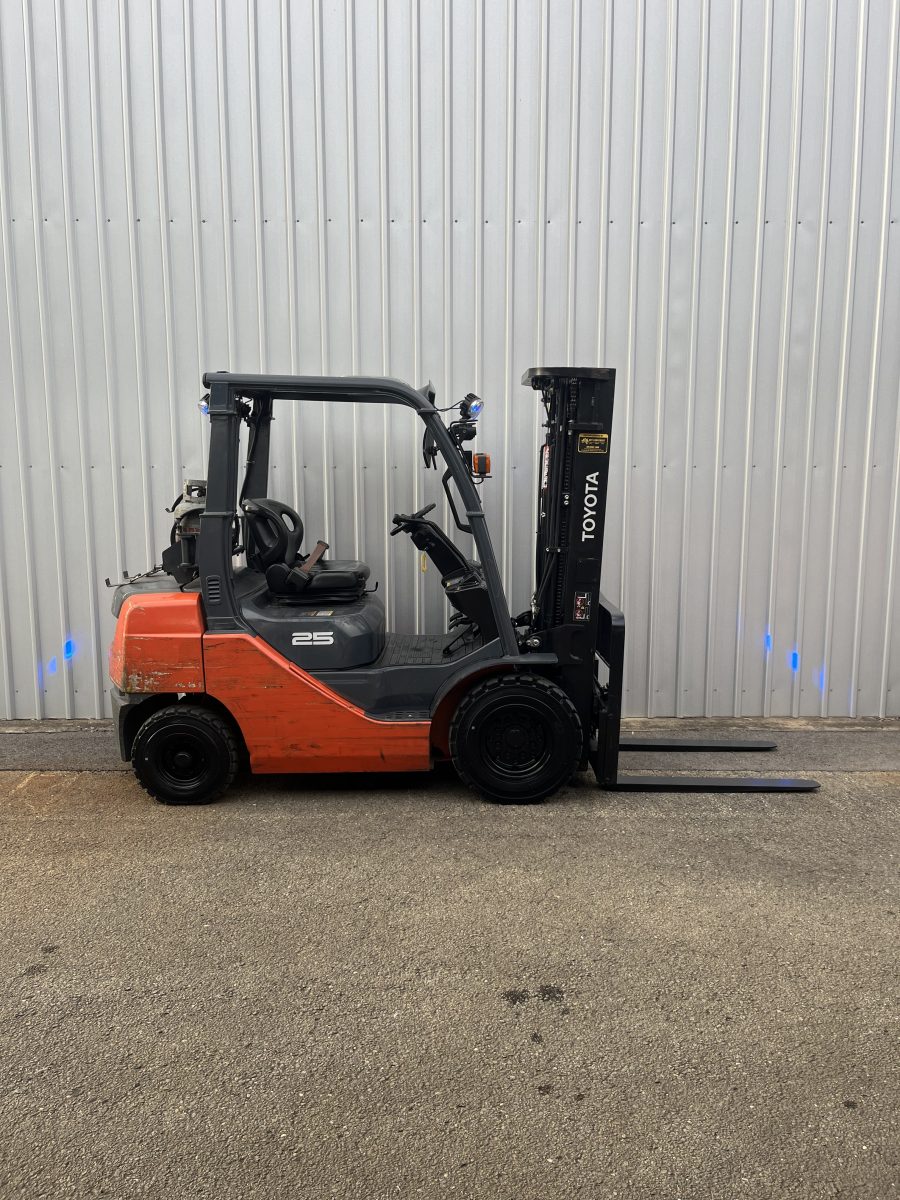 Toyota 2.5 Tonne Container Mast - Image 7