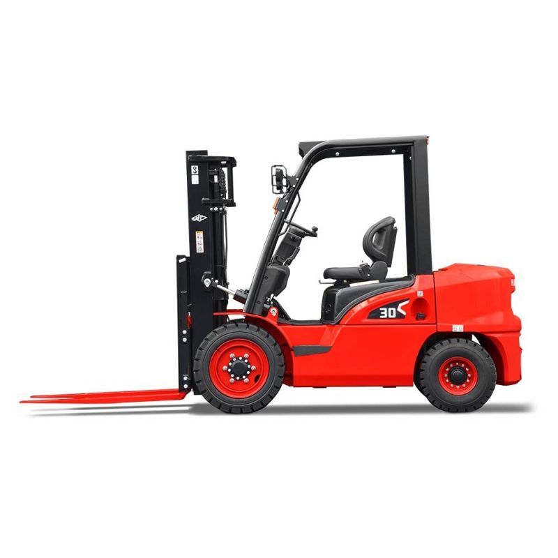 Side view of Hangcha X Series internal combustion forklift showcasing robust frame and operator seat
