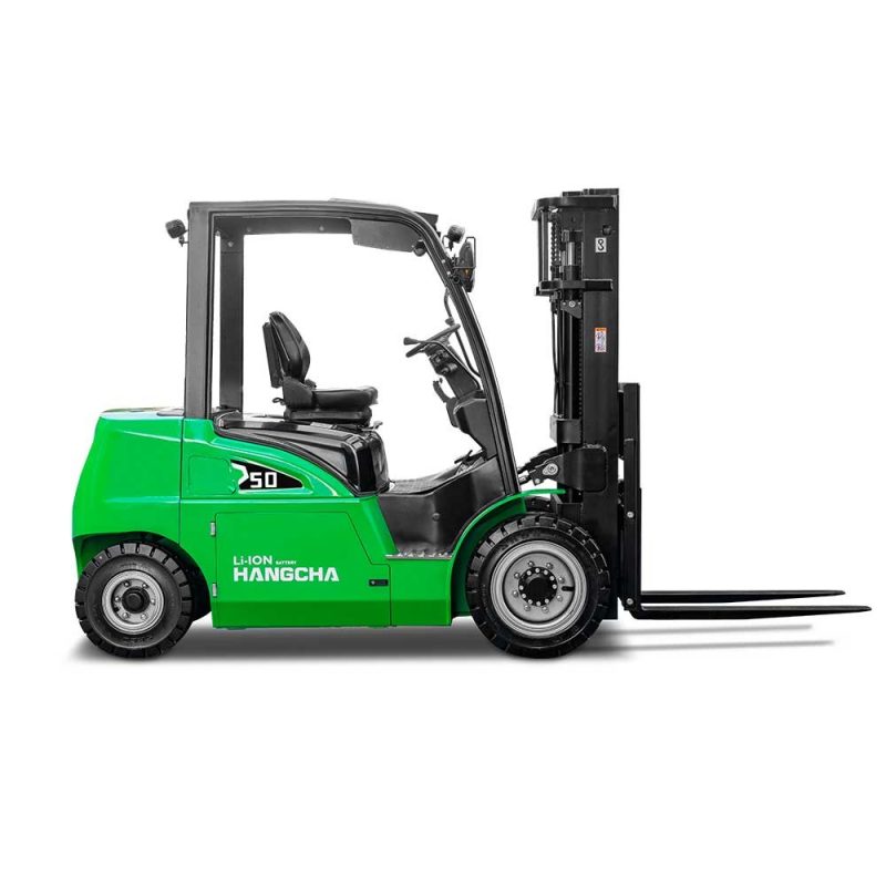 Side view of the green XC series 4.0~5.0t Li-Ion battery forklift showing sleek design and fork placement.